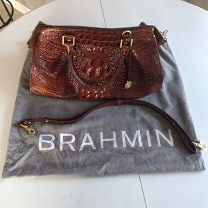24 HOUR FLASH SALE Brahmin handbag